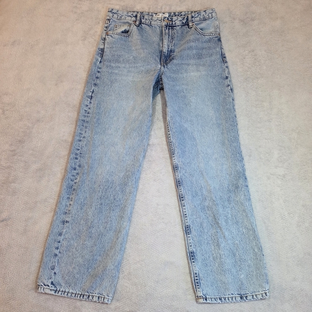 Light Wash Mens Jeans - Classic Straight Fit